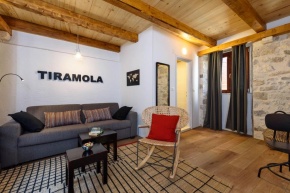 Apartments & Rooms Tiramola - Old Town